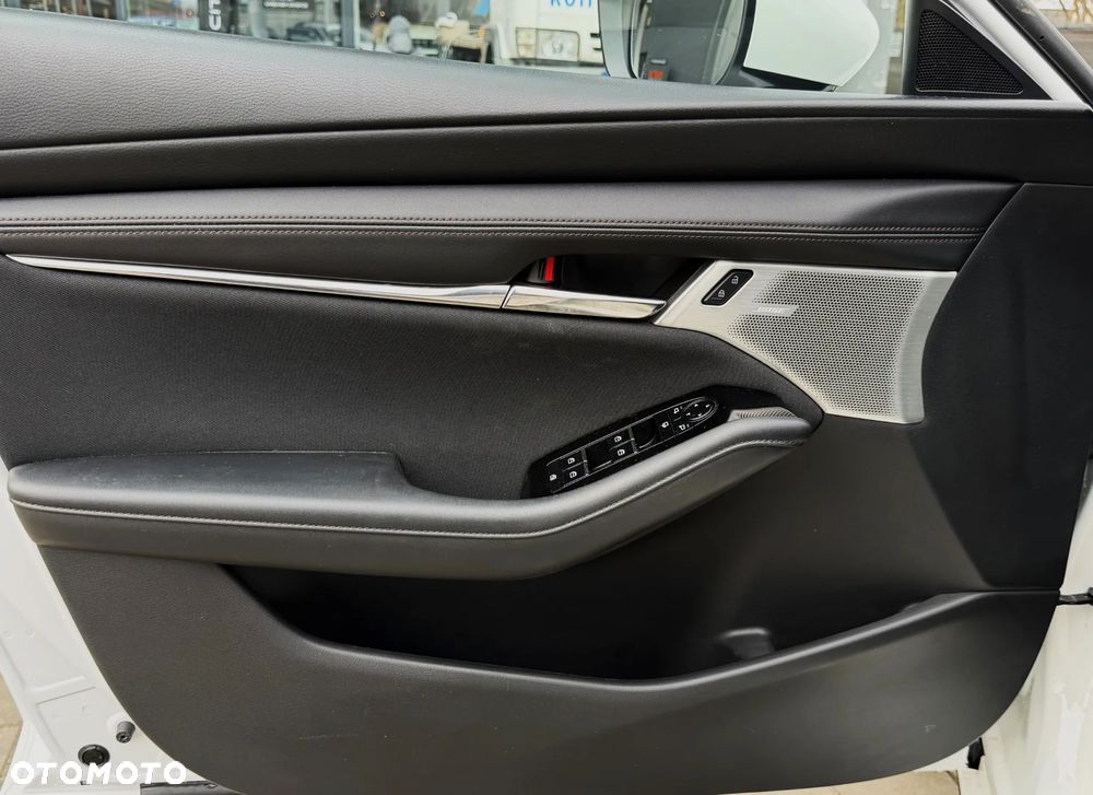 Mazda 3 2.0 mHEV Exclusive-Line - 11