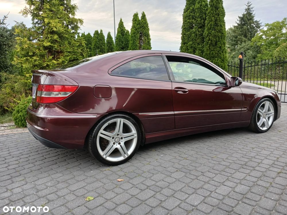 Mercedes-Benz CLC - 14