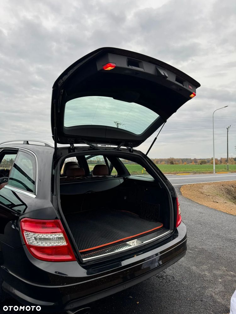 Mercedes-Benz Klasa C 250 CDI DPF Automatik BlueEFFICIENCY Avantgarde - 3