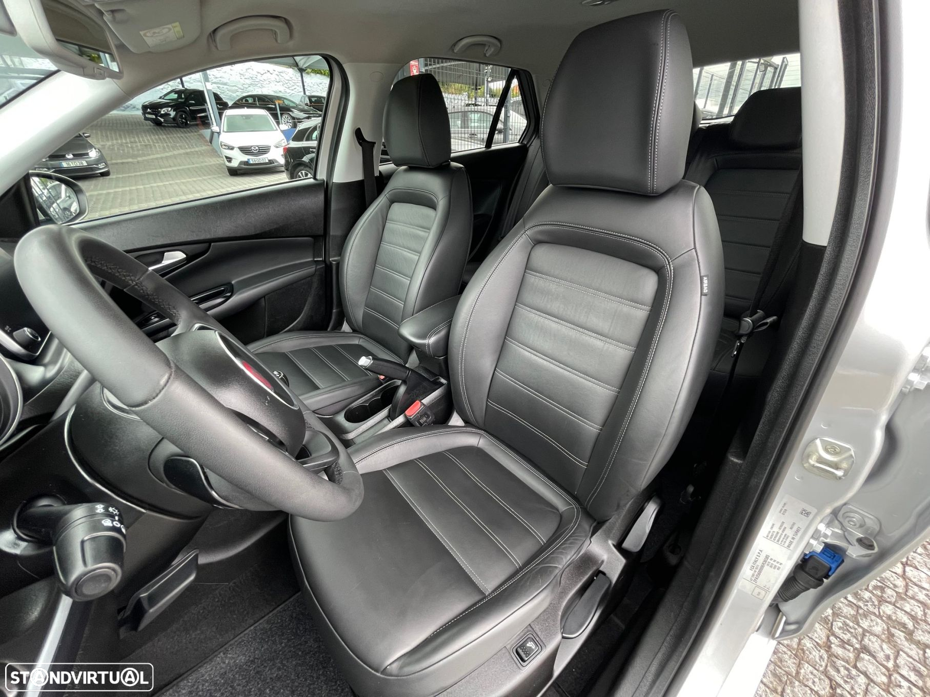 Fiat Tipo Station Wagon 1.3 M-Jet Lounge - 52