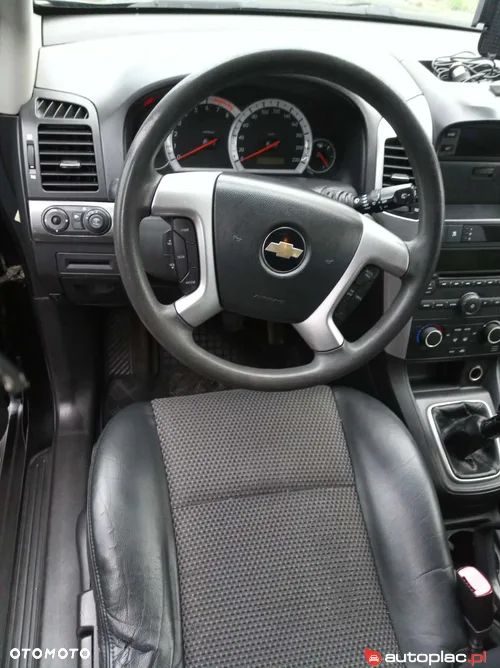 Chevrolet Captiva 2.4 LS - 7