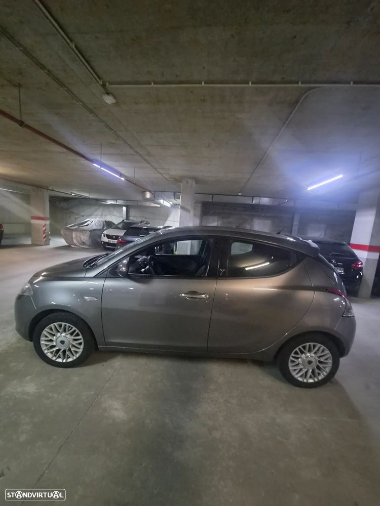Lancia Ypsilon 1.2 S&S Gold - 4