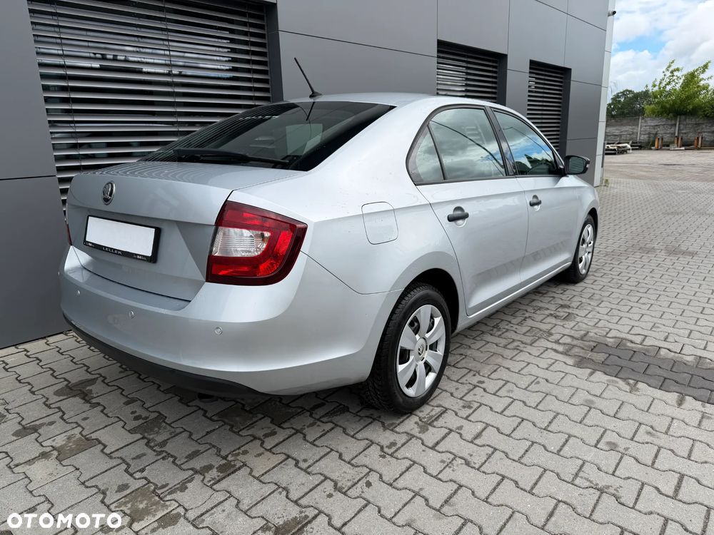 Skoda RAPID 1.6 TDI DPF Clever - 16