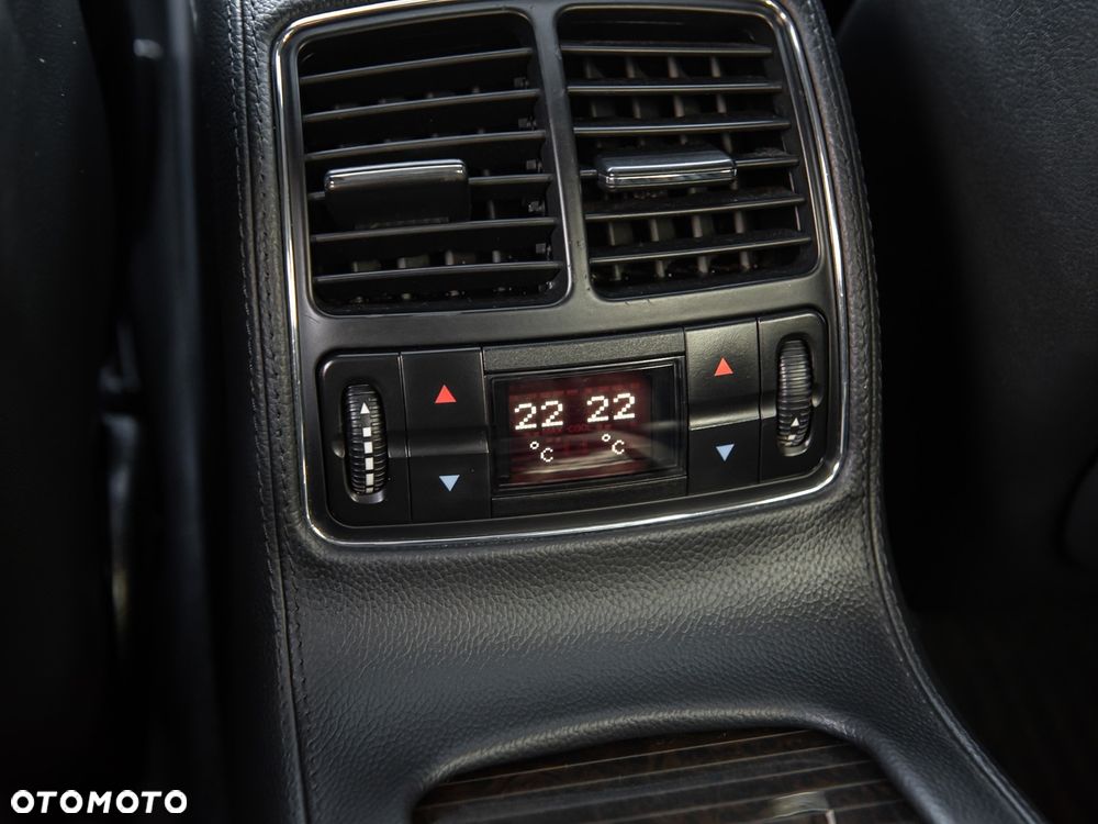 Mercedes-Benz CLS 350 7G-TRONIC - 28