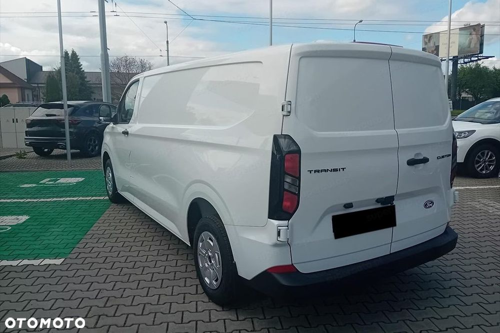 Ford Transit Custom 320 L2H1 Trend A8 2.0 136KM - 7