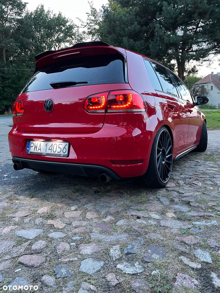 Volkswagen Golf 2011 photo 4