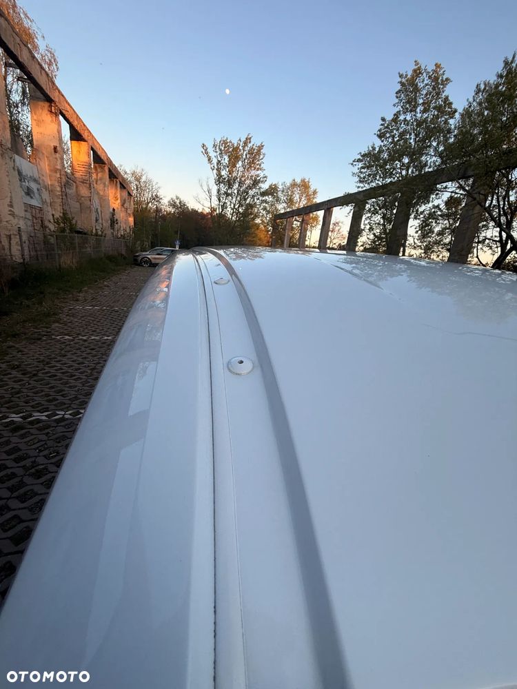 Ford Tourneo Courier 1.0 EcoBoost Trend - 8