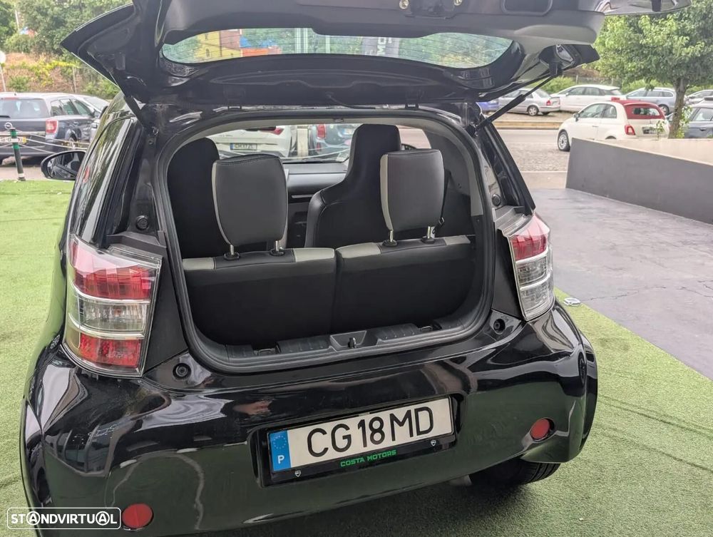 Toyota iQ 1.33 VVT-i 2 MultiDrive EP+NAVI+Bluetooth - 6