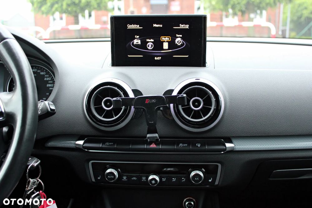 Audi A3 Sportback 1.4 TFSI Ambiente - 21