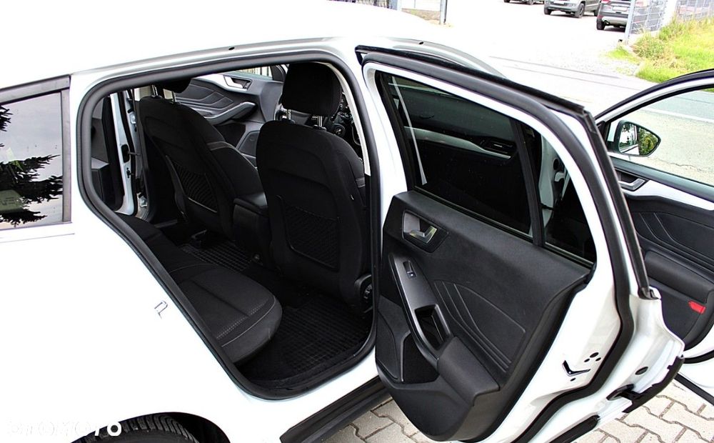 Ford Focus - 15