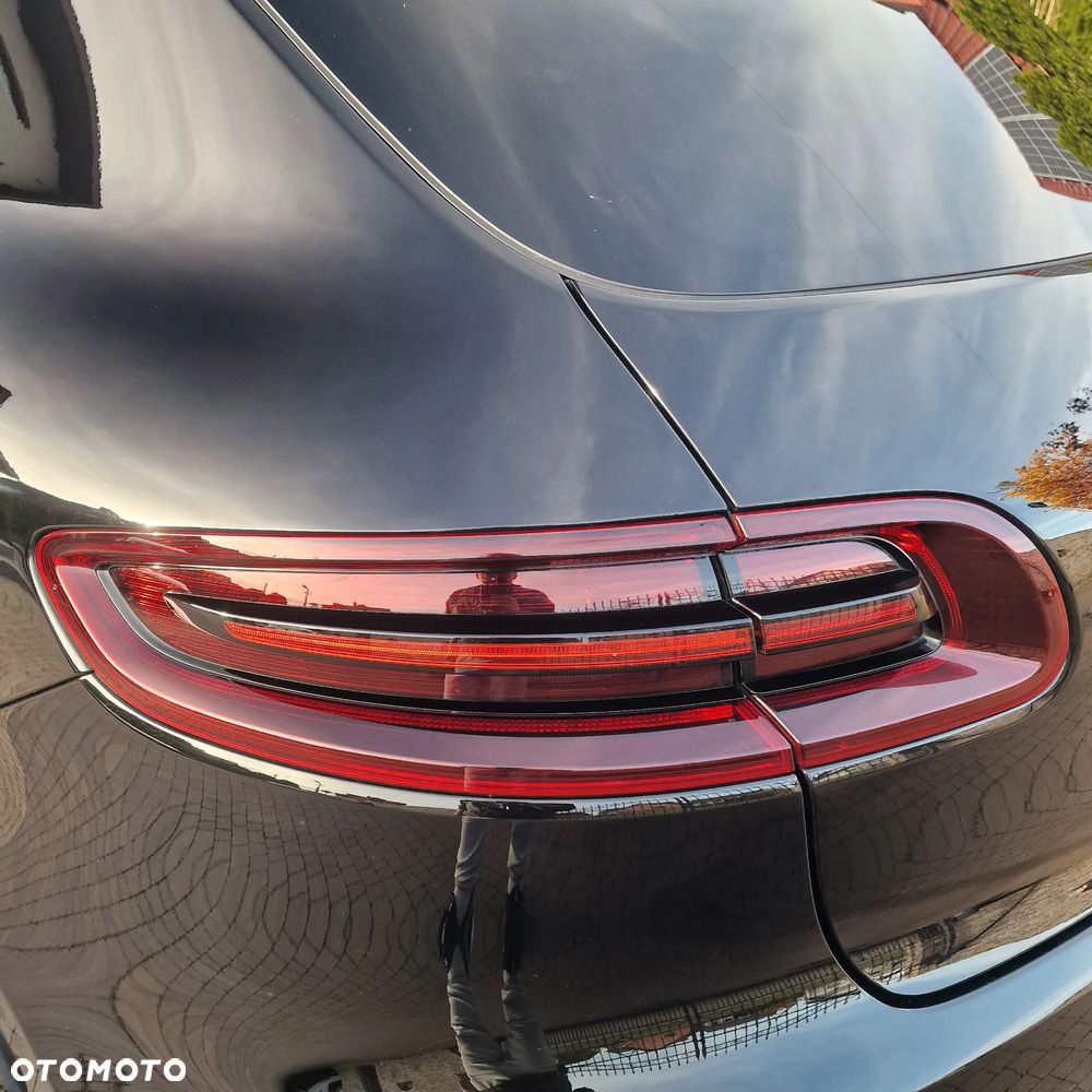 Porsche Macan Turbo - 15