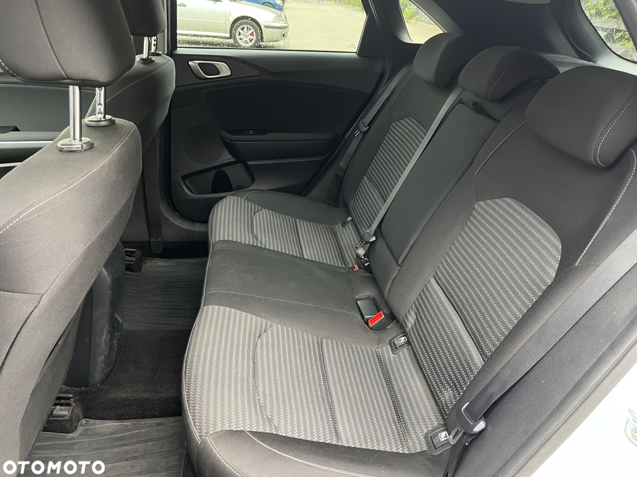 Kia Ceed 1.5 T-GDI M - 14