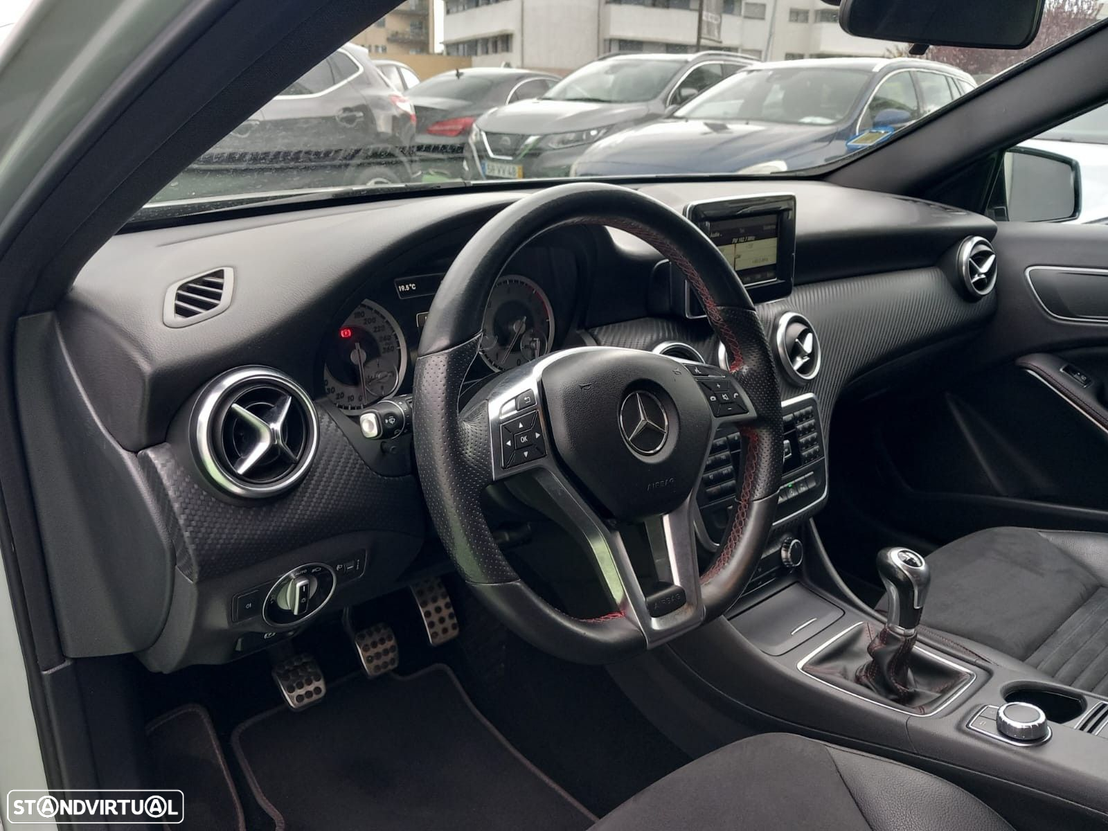 Mercedes-Benz A 180 d AMG Line - 9