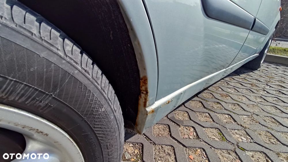Ford Focus 1.6 Comfort - 18