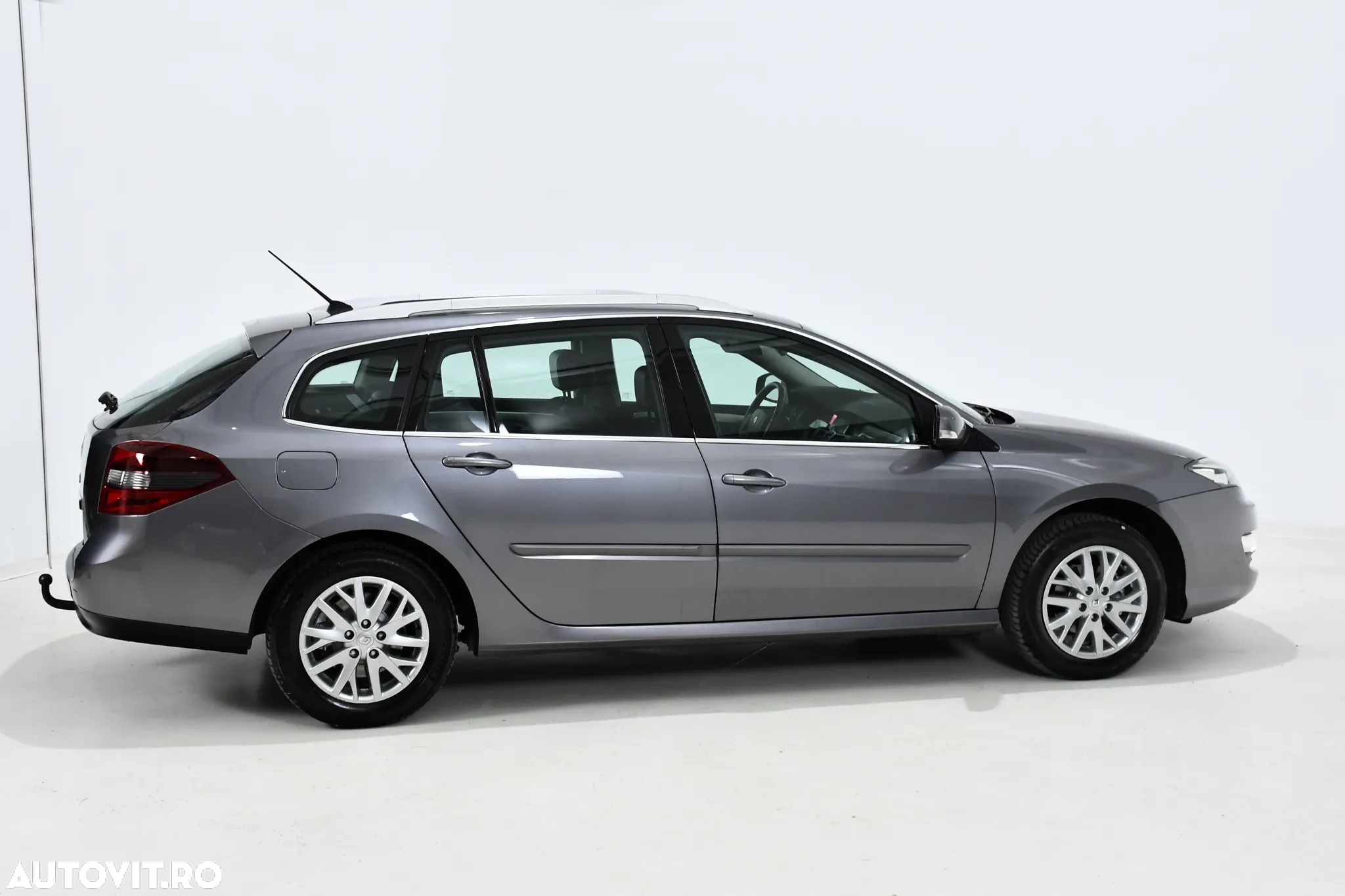 Renault Laguna dCi 110 FAP Dynamique - 6
