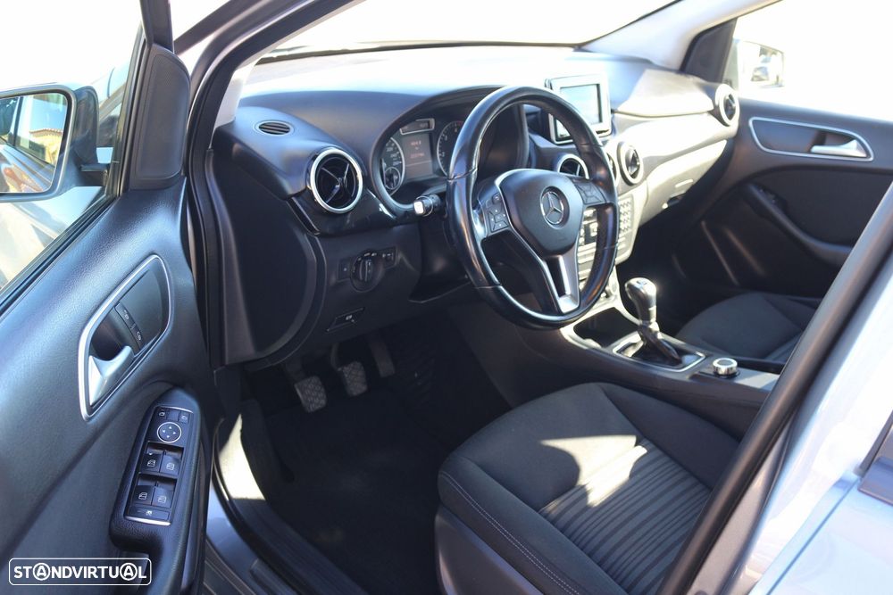 Mercedes-Benz B 180 CDi BlueEfficiency - 19