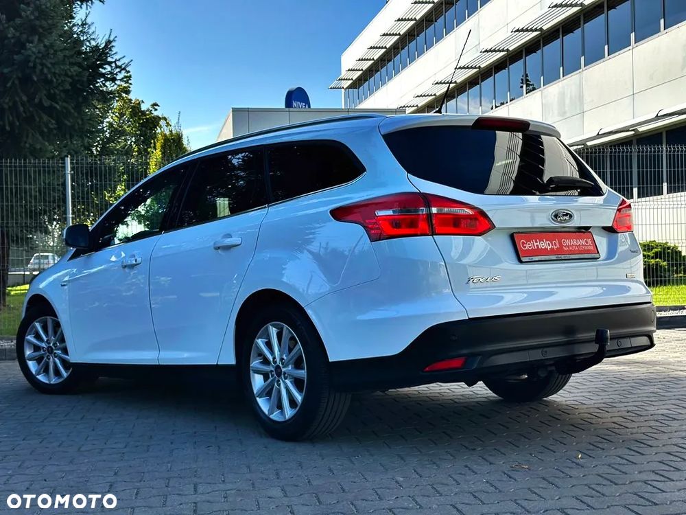Ford Focus 1.0 EcoBoost Start-Stopp-System TITANIUM STYLE - 3