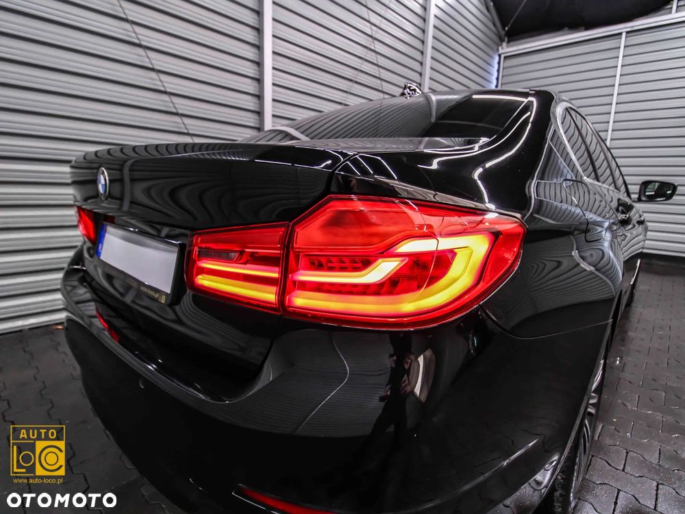BMW Seria 5 518d - 36