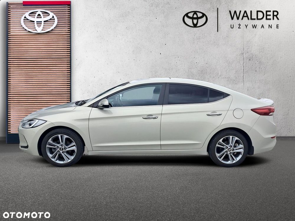 Hyundai Elantra 1.6 Comfort - 3