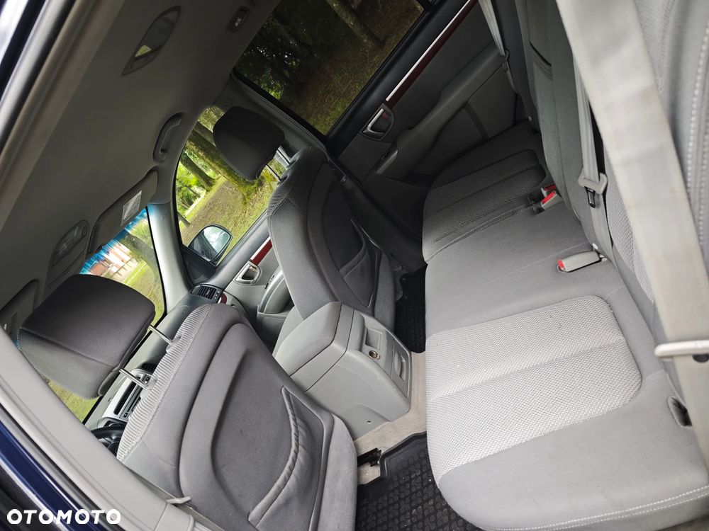 Hyundai Santa Fe 2.2 CRDi 2WD GLS - 14