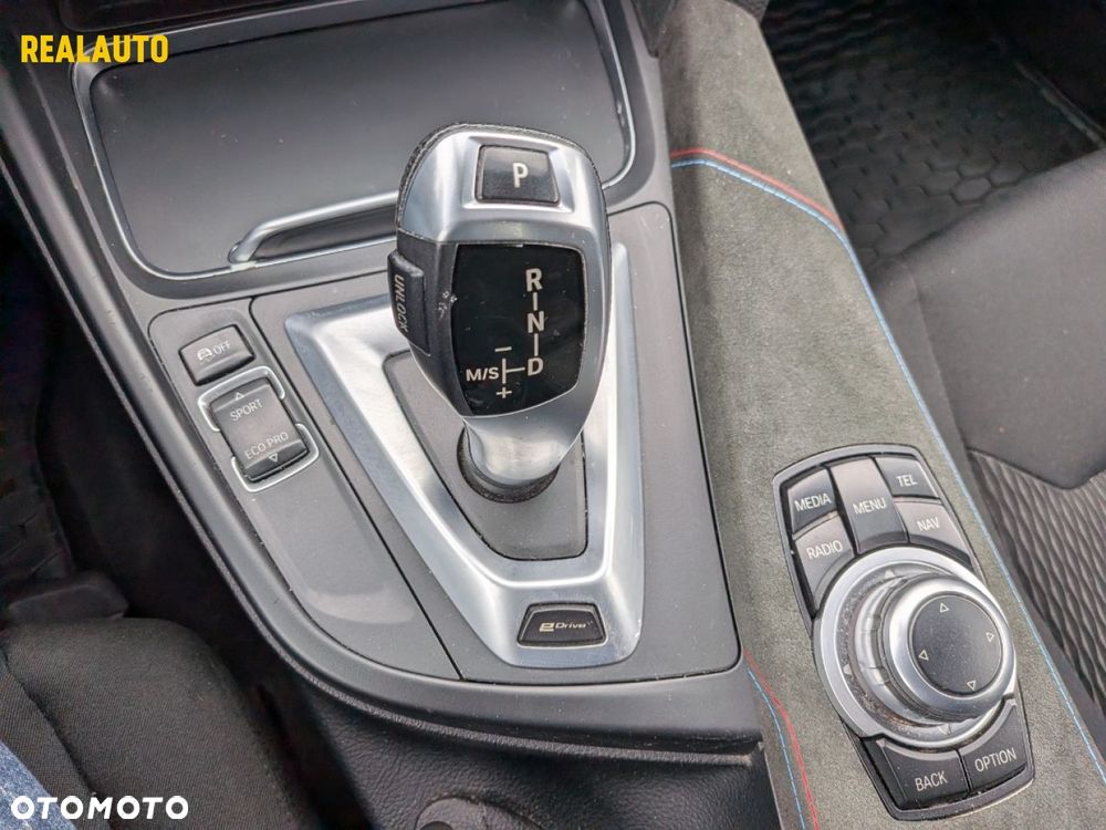 BMW Seria 3 - 18