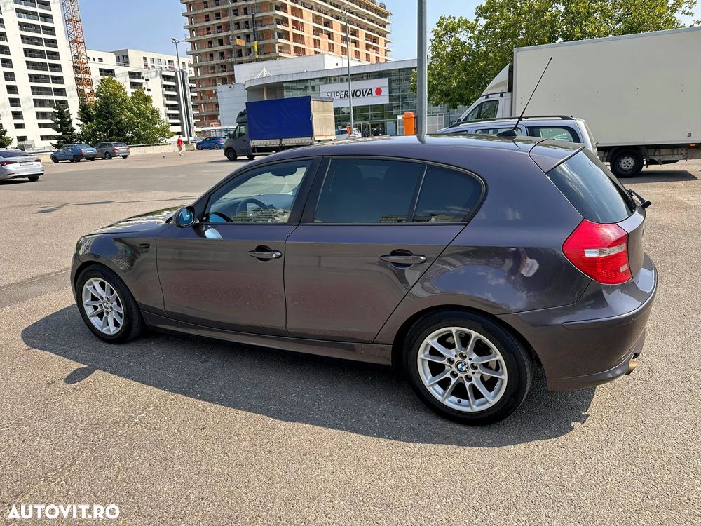 BMW Seria 1 2007 photo 4