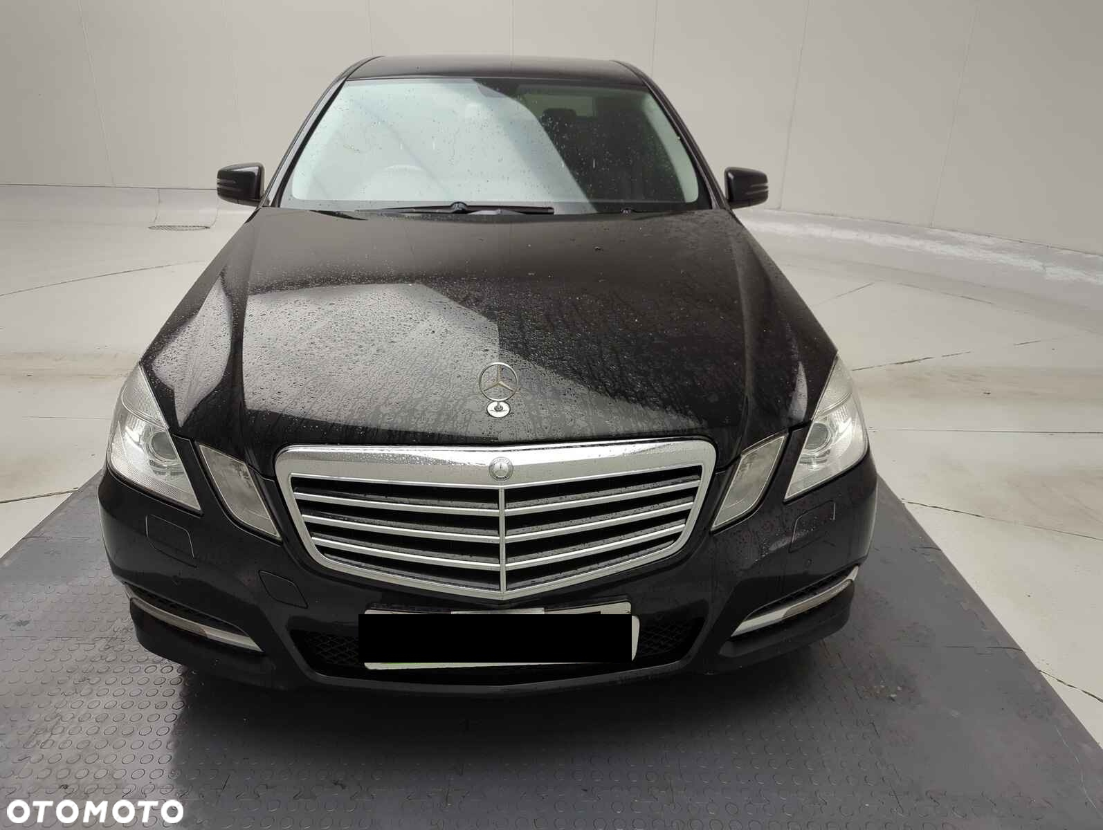 Mercedes-Benz Klasa E 220 BlueTEC BlueEFFICIENCY Edition Avantgarde - 2