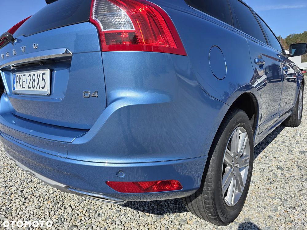Volvo XC 60 D4 Geartronic Momentum - 11