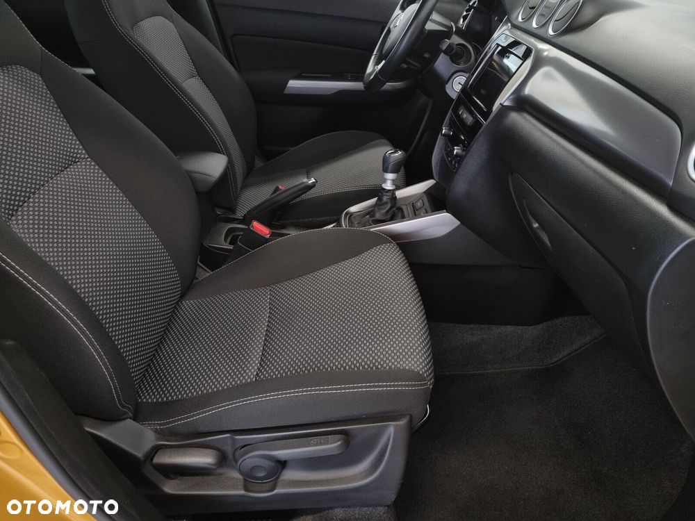 Suzuki Vitara 1.4 Boosterjet mHEV Premium 2WD - 10