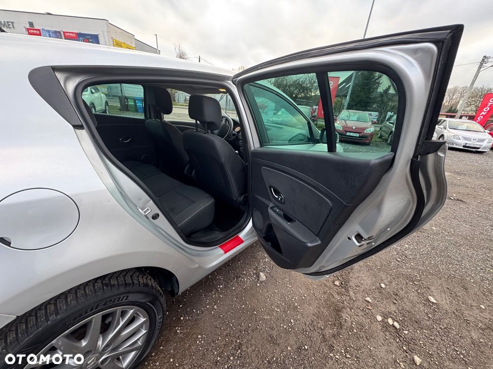 Renault Megane ENERGY dCi 110 GT LINE - 27