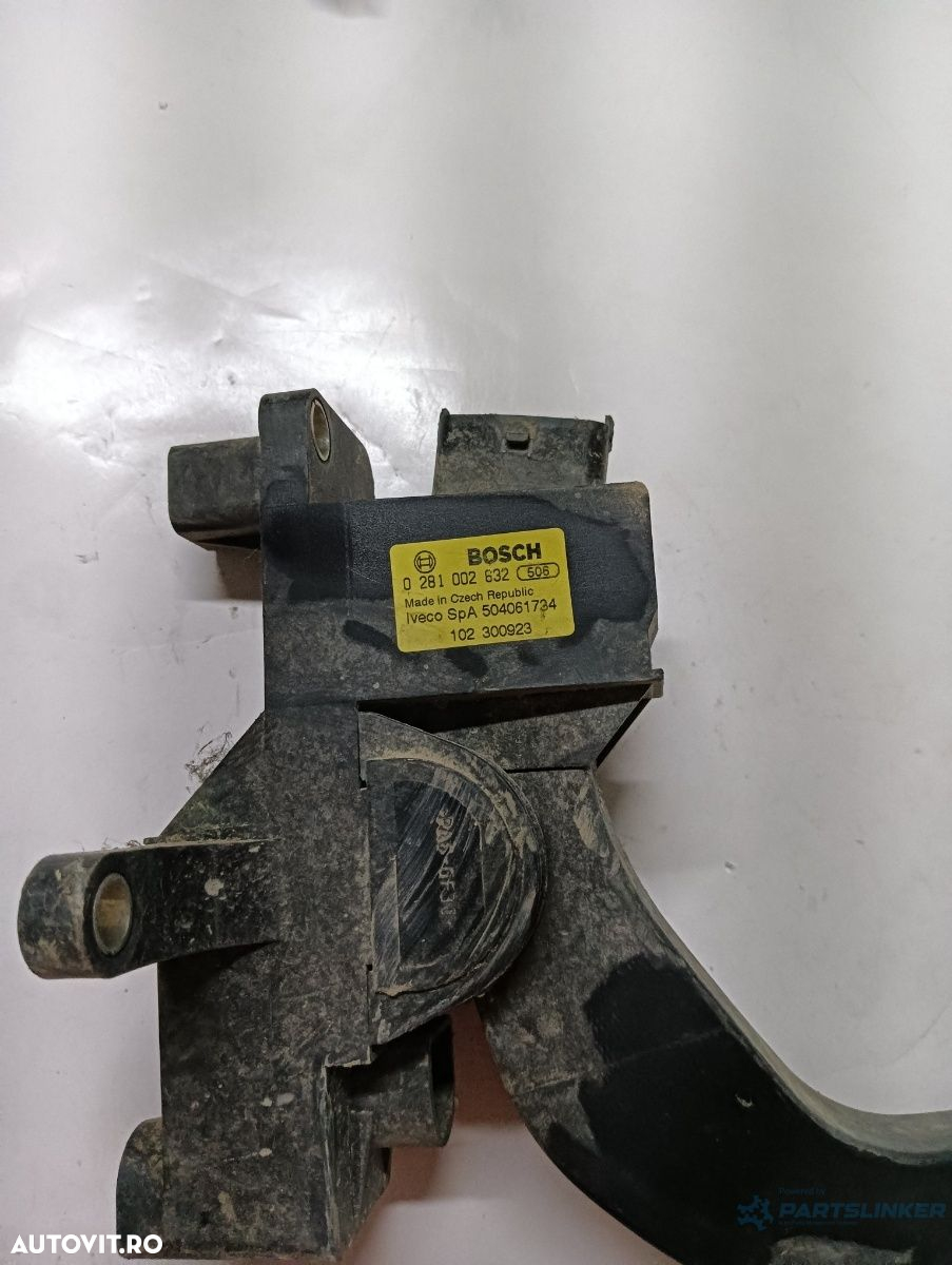 Pedală de accelerație IVECO DAILY IV Box Body / Estate 2006 - 2012 0281002632 - 2
