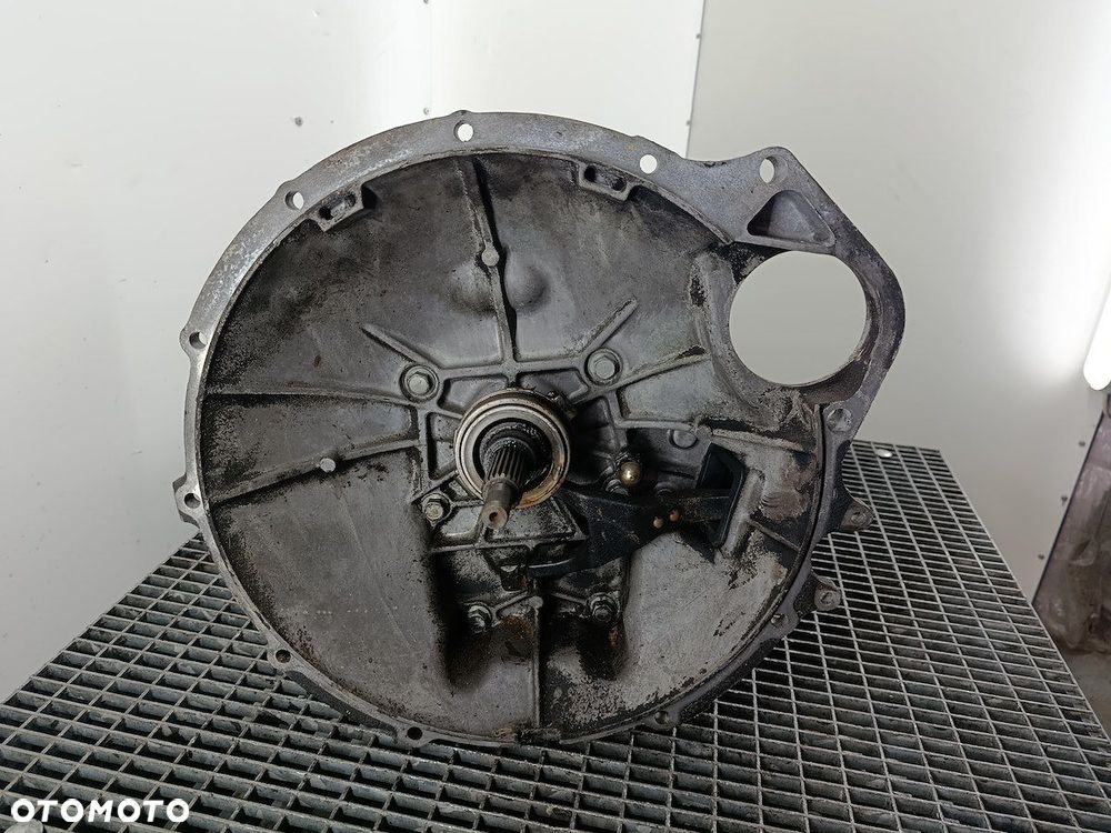 SKRZYNIA BIEGÓW MANUALNA 5 ISUZU NPR MXA-5R 897260-3250  X0A31-00294 3.0 D - 1