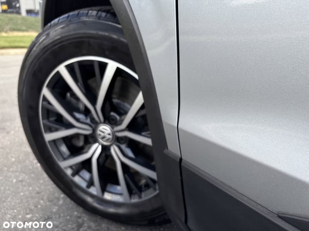 Volkswagen Tiguan - 8