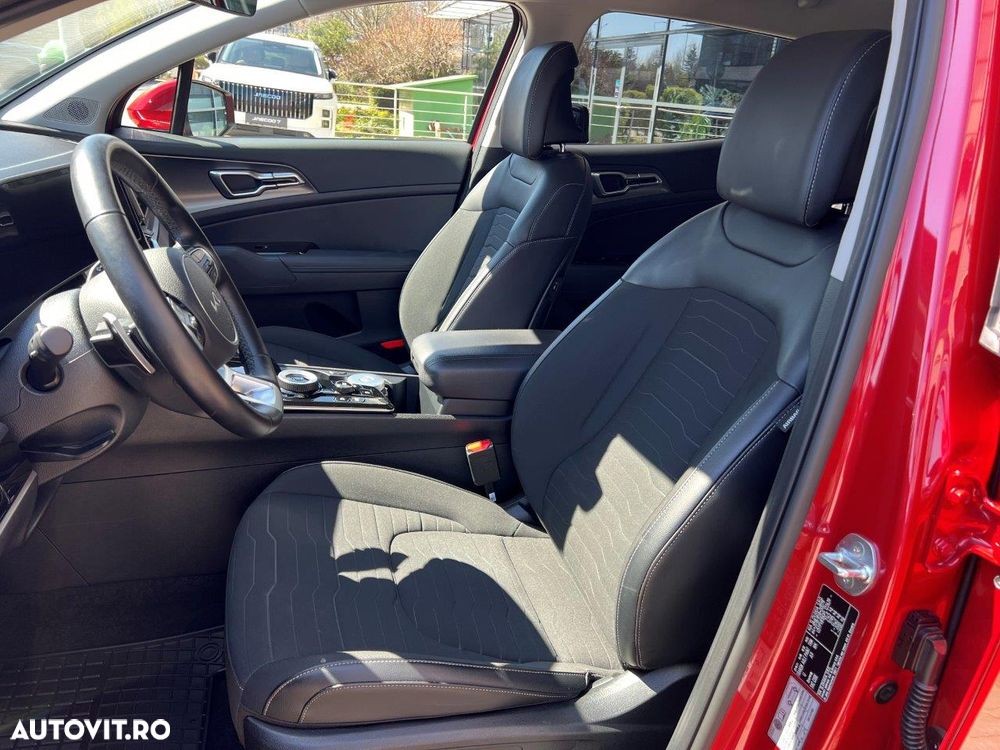 Kia Sportage 1.6 T-GDI MHEV 7DCT HP 4x2 Style - 8