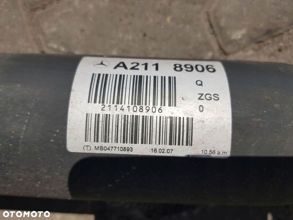 MERCEDES E KLASA W211 LIFT 06-09r 3.0 CDI WAŁ NAPĘDOWY AUTOMAT - 2