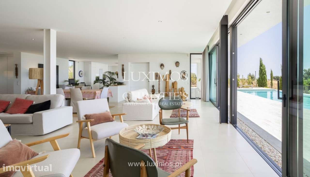 Luxuosa moradia V5 com vista mar, no Monte Rei, Algarve - Grande imagem: 4/25