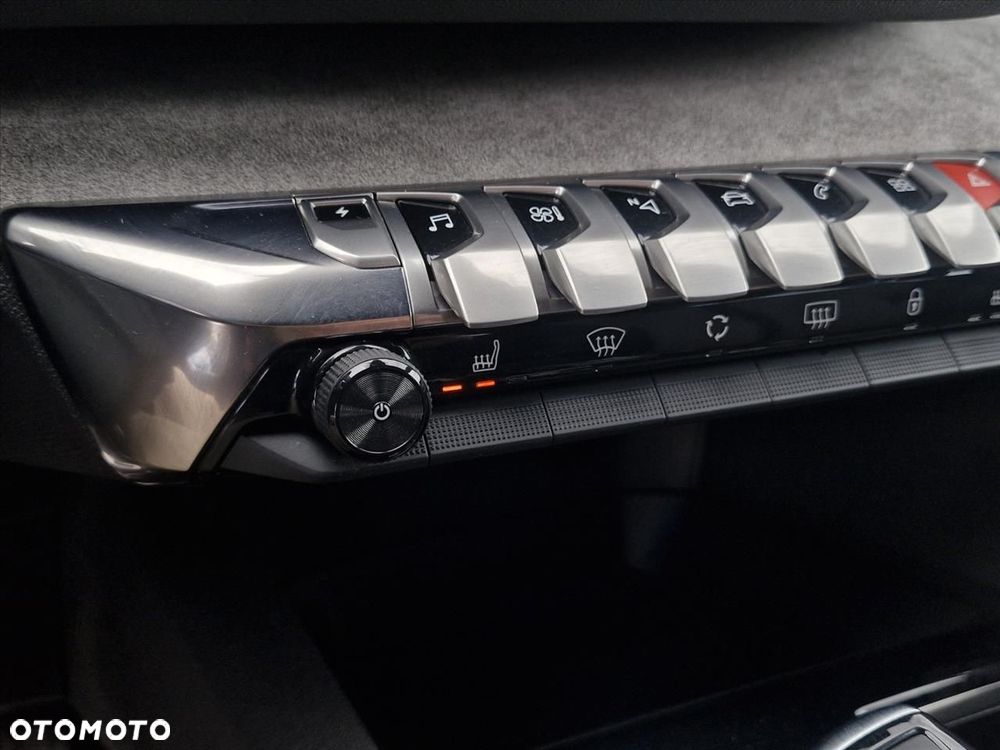 Peugeot 3008 2021