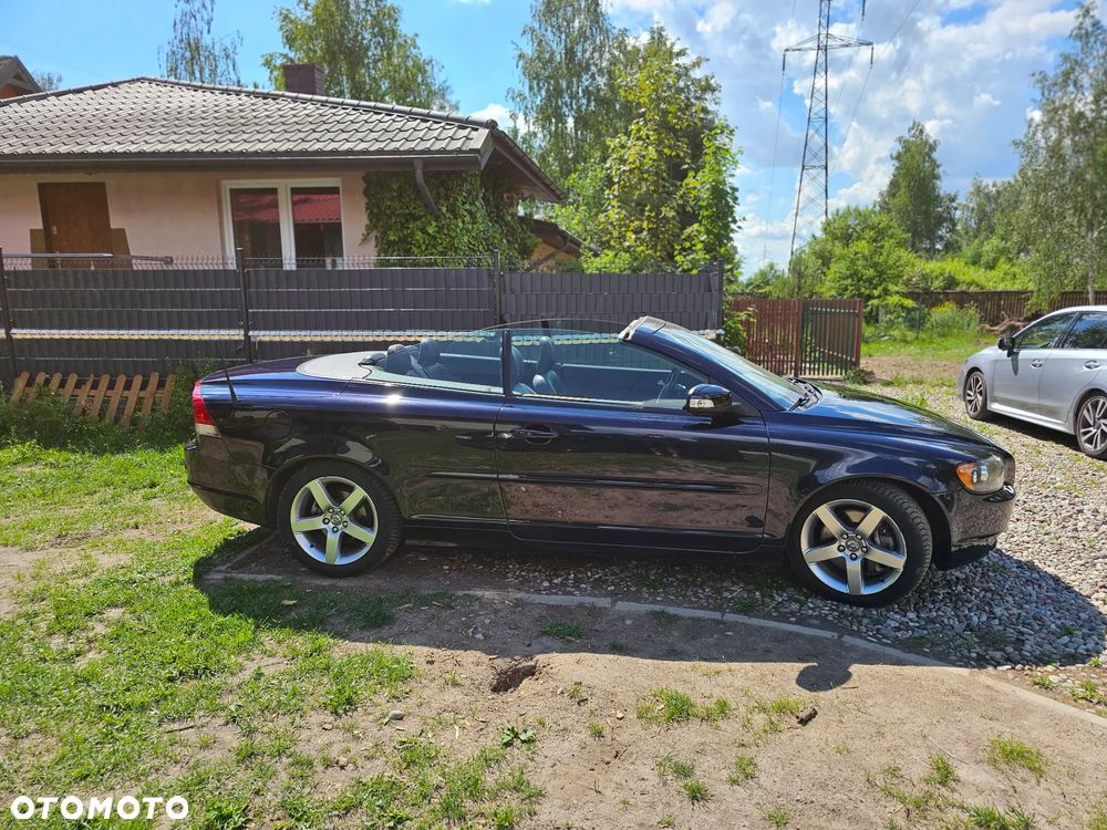 Volvo C70 2.0D Momentum - 9