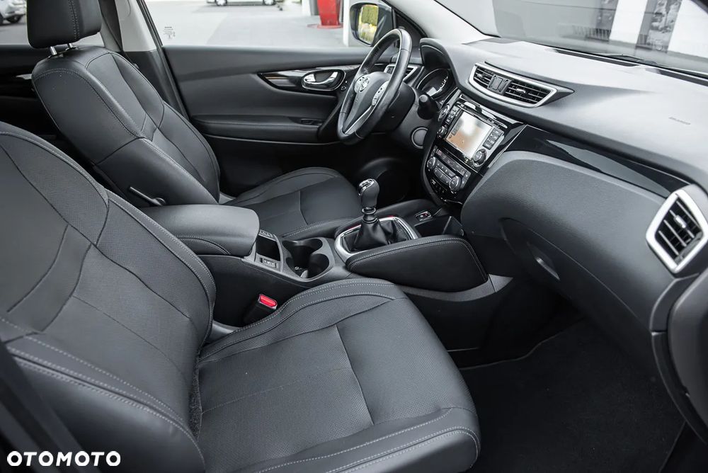 Nissan Qashqai 1.2 DIG-T TEKNA+ - 31