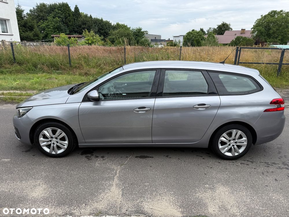 Peugeot 308 1.5 BlueHDi Active S&S EAT8 - 8