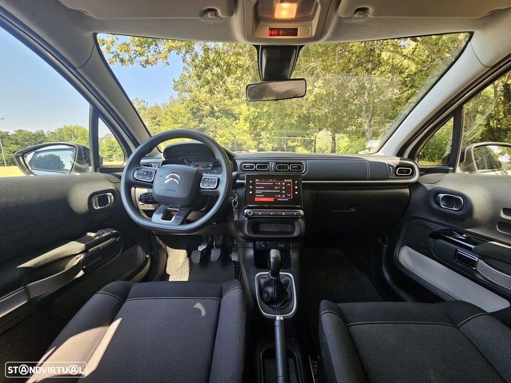 Citroën C3 1.2 PureTech Shine - 22