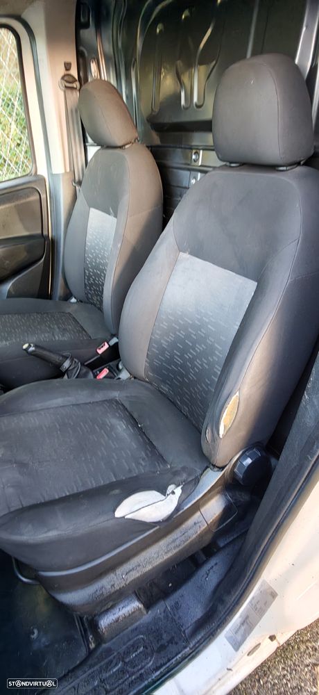 Opel Combo 1.6 CDTi L2H1 S/S - 19