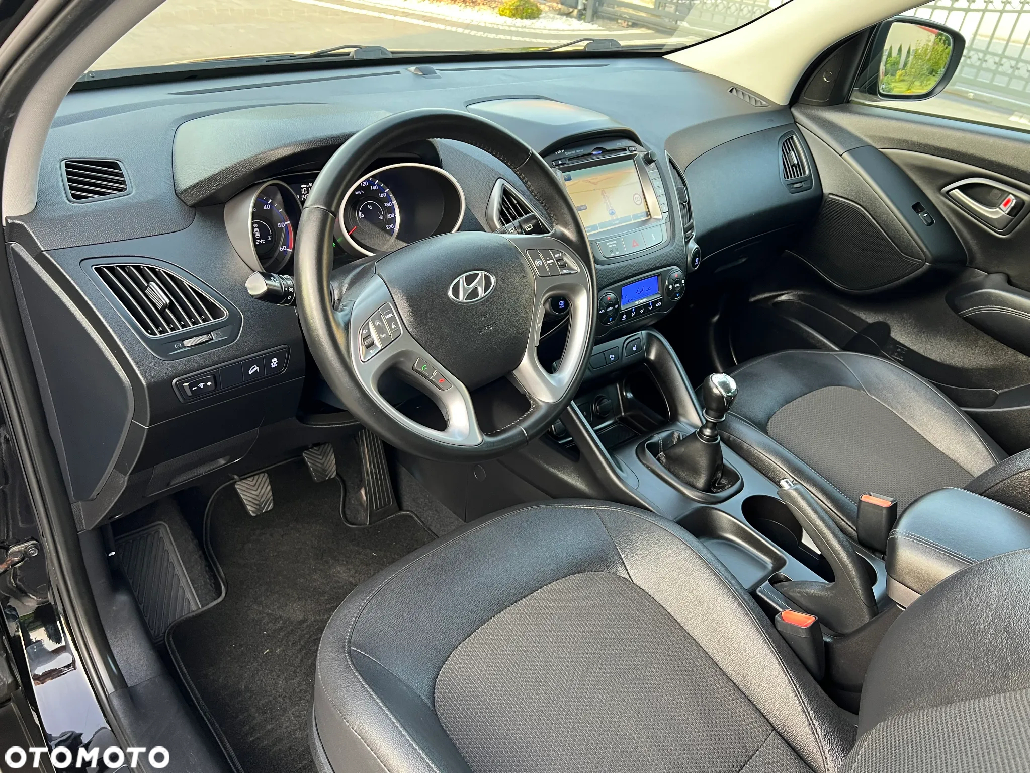 Hyundai ix35 1.7 CRDi Premium 2WD - 19