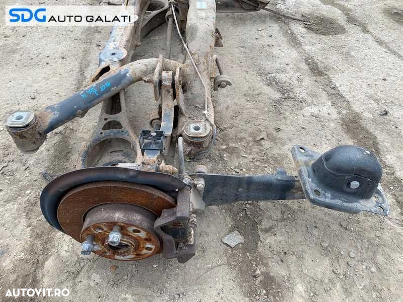 Fuzeta Butuc cu Rulment Roata Dreapta Spate Skoda Octavia 2 4x4 Scout Quattro 2004 - 2013 Cod 5N0505235M - 2