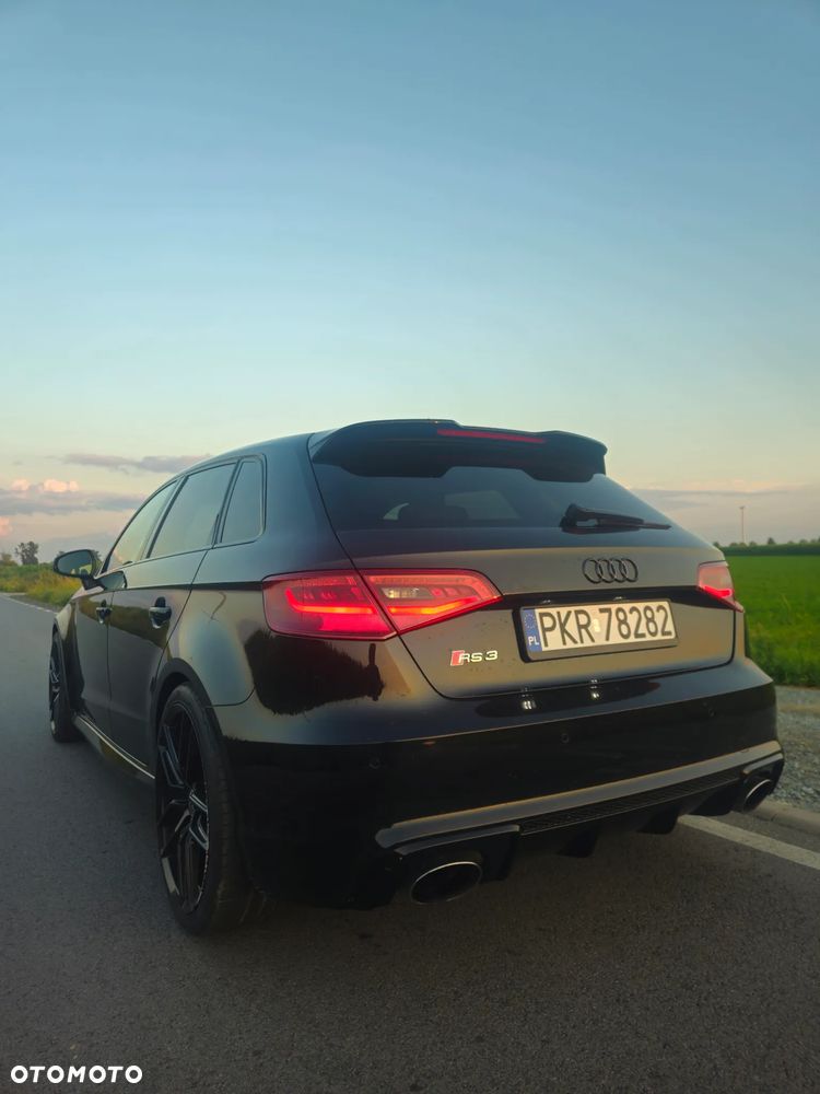 Audi RS3 Sportback Standard - 12