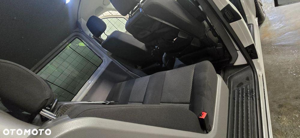 Volkswagen Transporter L2 4Motion DSG - 14