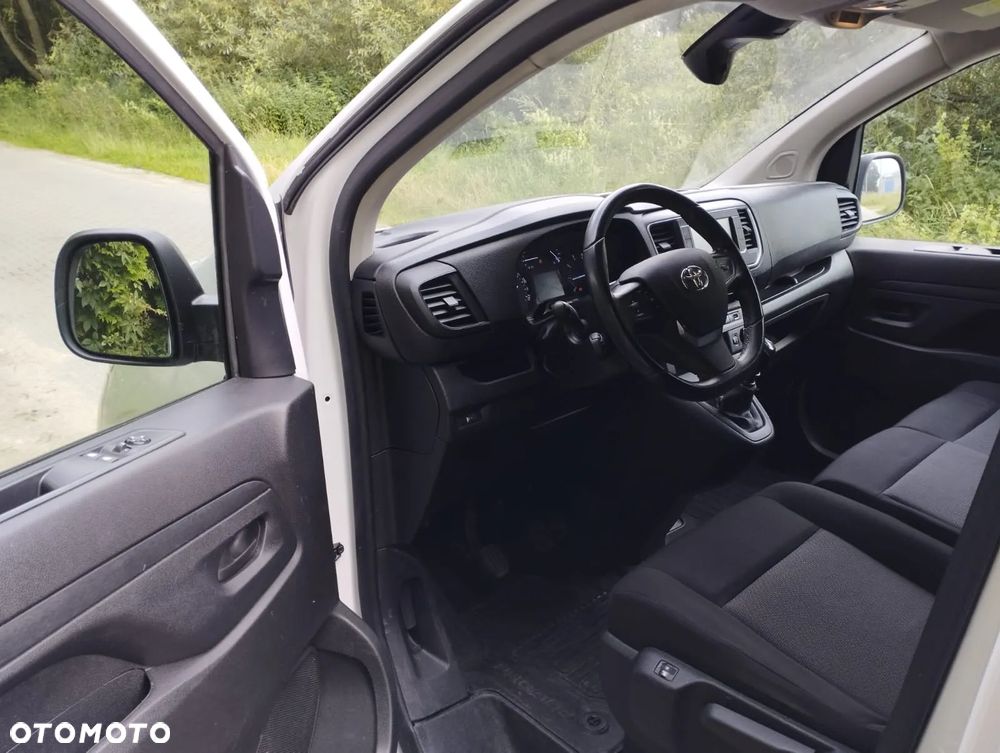 Toyota ProAce - 11