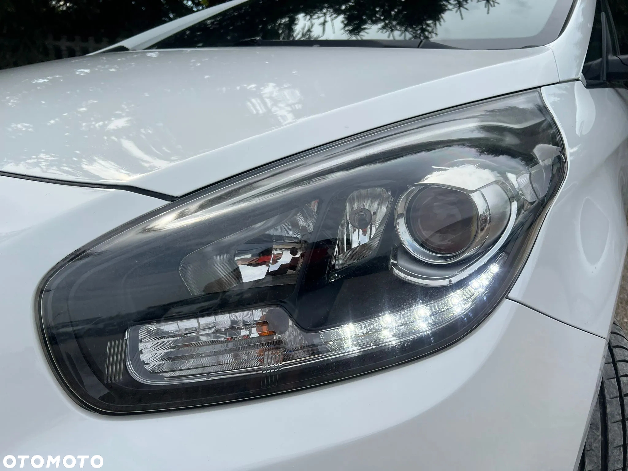 Kia Carens 1.7 CRDi XL 7os - 30