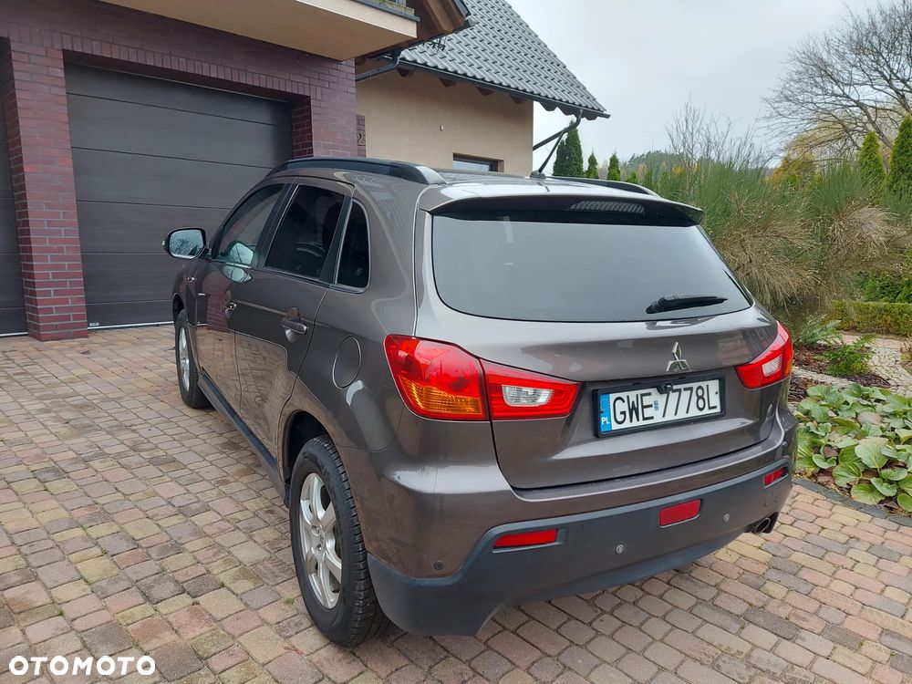 Mitsubishi ASX - 13