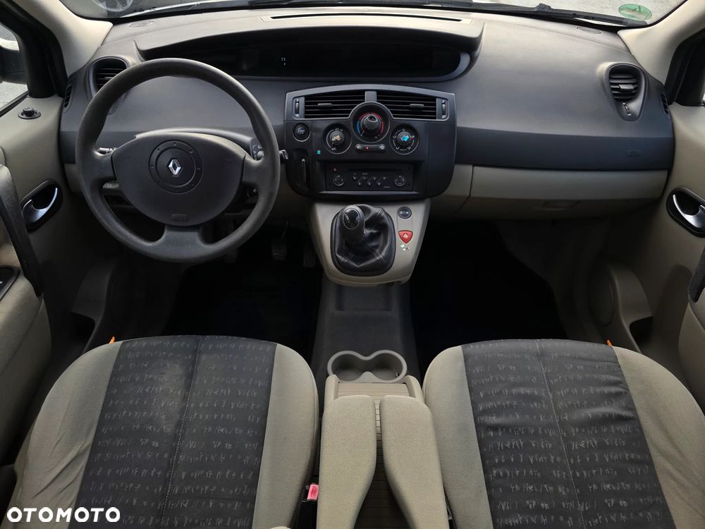 Renault Scenic 1.6 16V Alize - 10